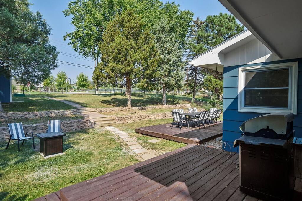 Roomy 5 Bed 3 Bath Fire Place Large Outdoor Space Rapid City Kültér fotó